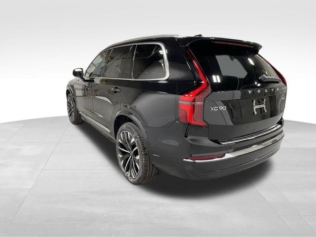 2026 Volvo XC90 AWD Plus photo 2