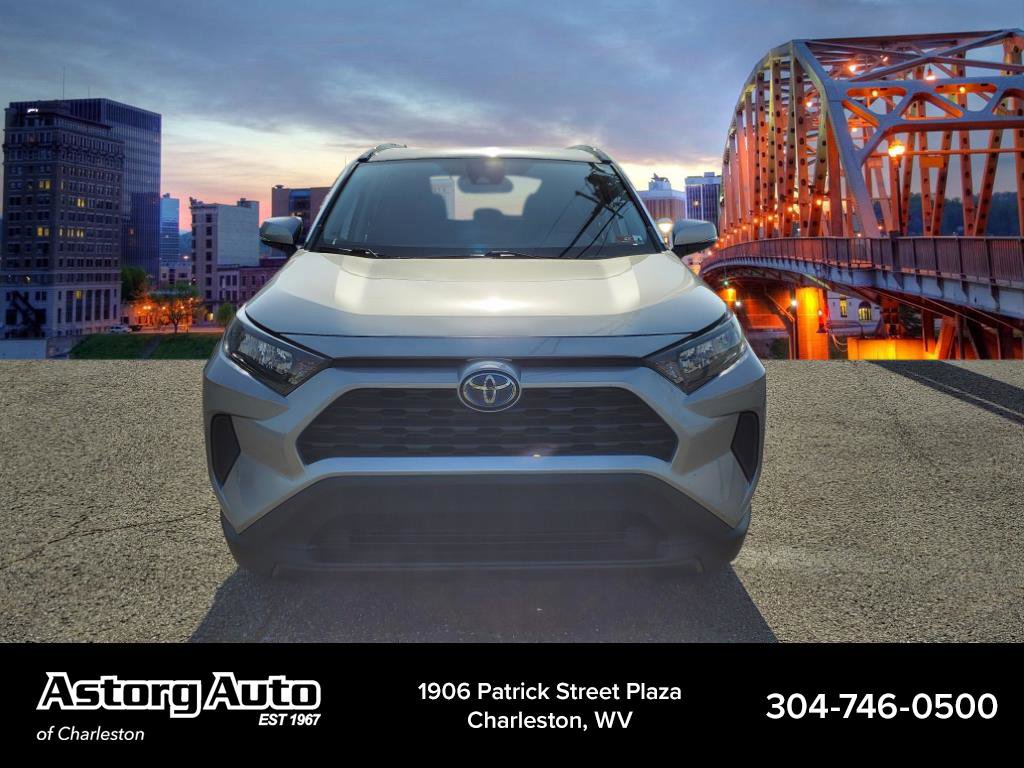 2022 Toyota RAV4 Hybrid LE photo 8