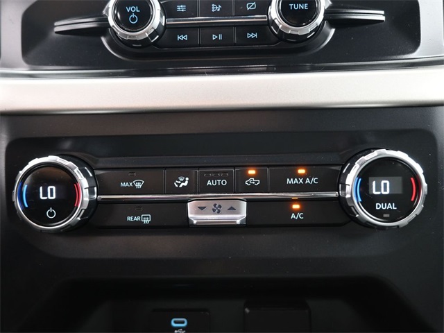 2021 Ford F-150 XLT photo 4