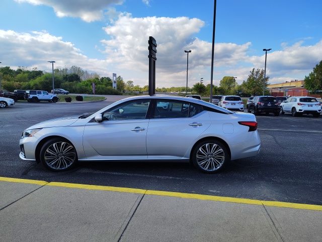 2023 Nissan Altima 2.5 SL photo 4