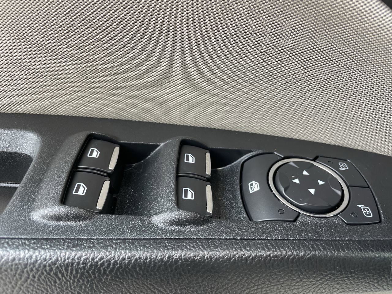 2018 Ford Fusion Hybrid S photo 15