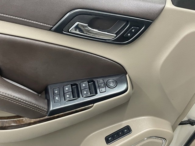 2016 Chevrolet Tahoe LT photo 12