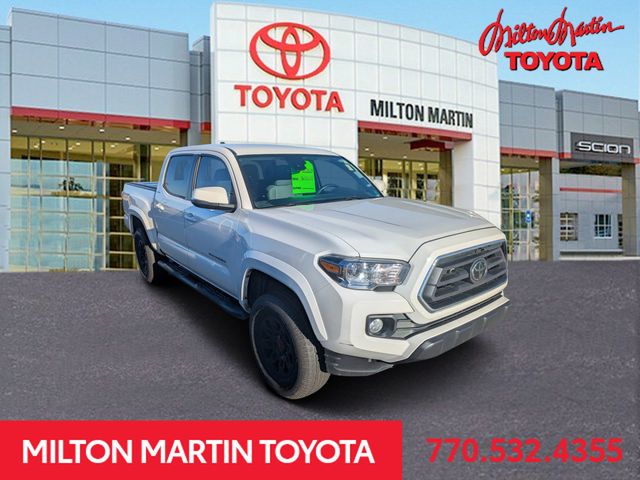 2023 Toyota Tacoma SR5's photo