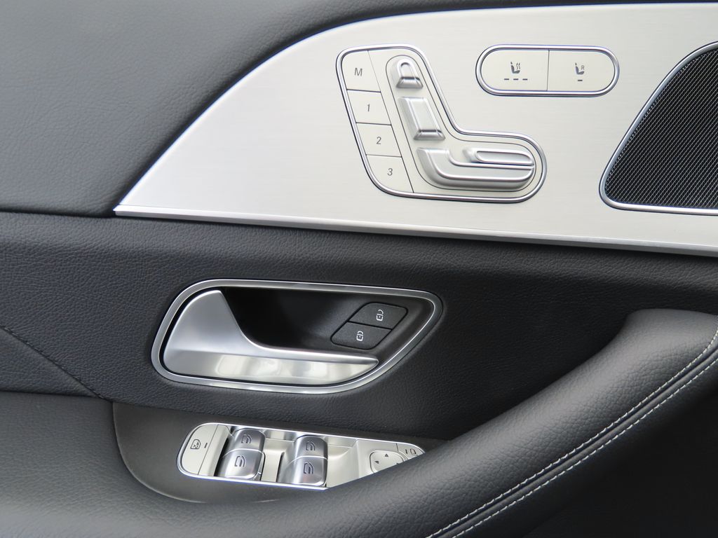 2026 Mercedes Benz GLE 450 4MATIC photo 23