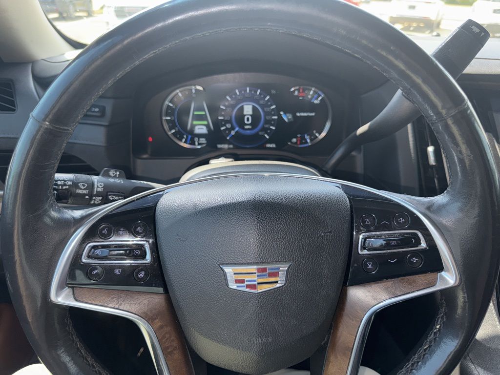 2020 Cadillac Escalade Luxury photo 13