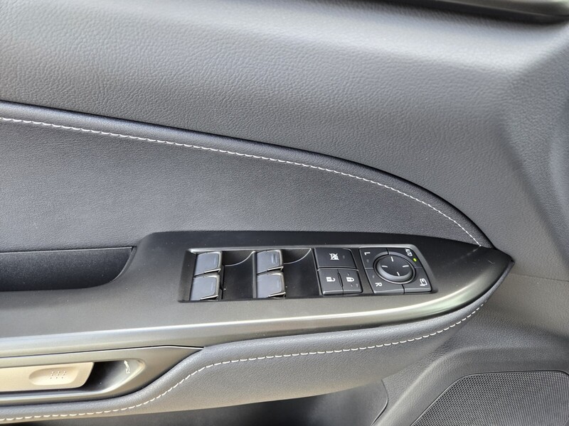 2026 Lexus NX 350 photo 9