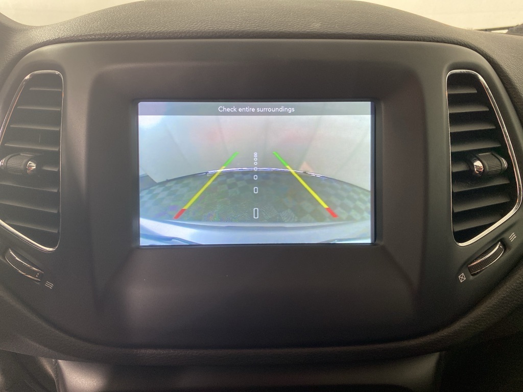 2021 Jeep Compass Latitude photo 11