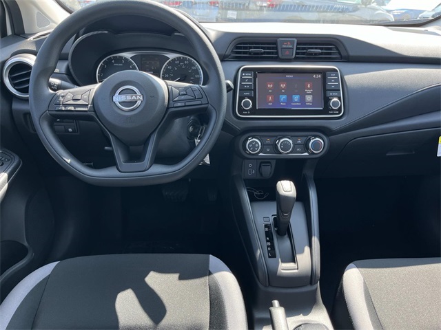 2025 Nissan Versa S photo 11