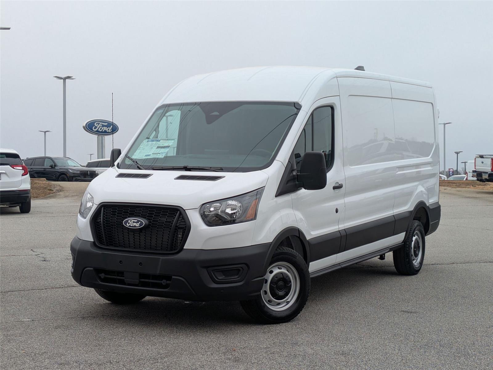 2026 Ford Transit Base's photo
