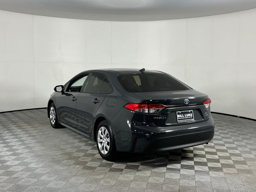 2025 Toyota Corolla Hybrid LE photo 2