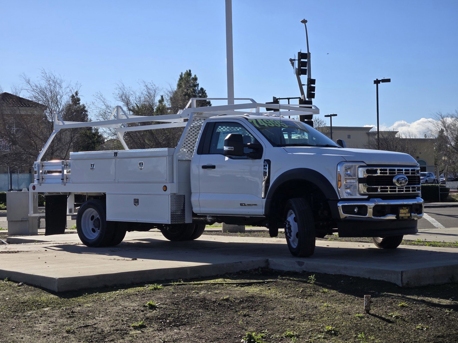 2024 Ford F-450 Super Duty Chassis Cab XL's photo
