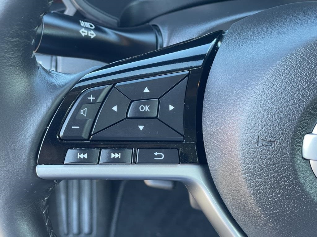 2021 Nissan Altima 2.5 SV photo 13