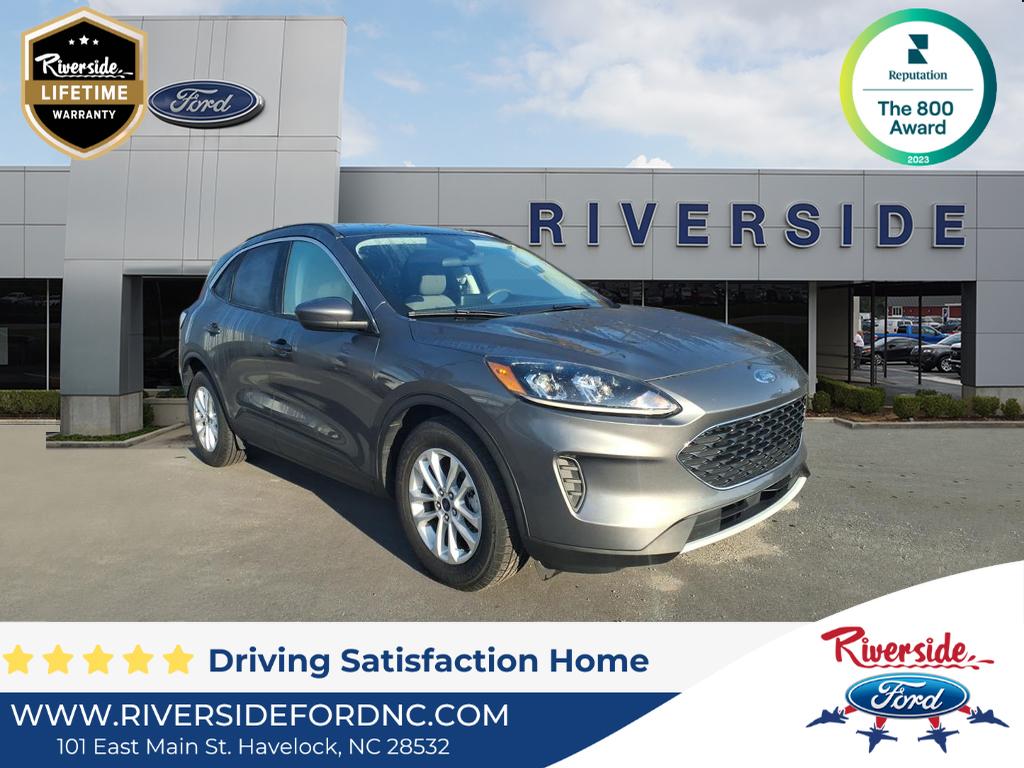 2021 Ford Escape SE's photo