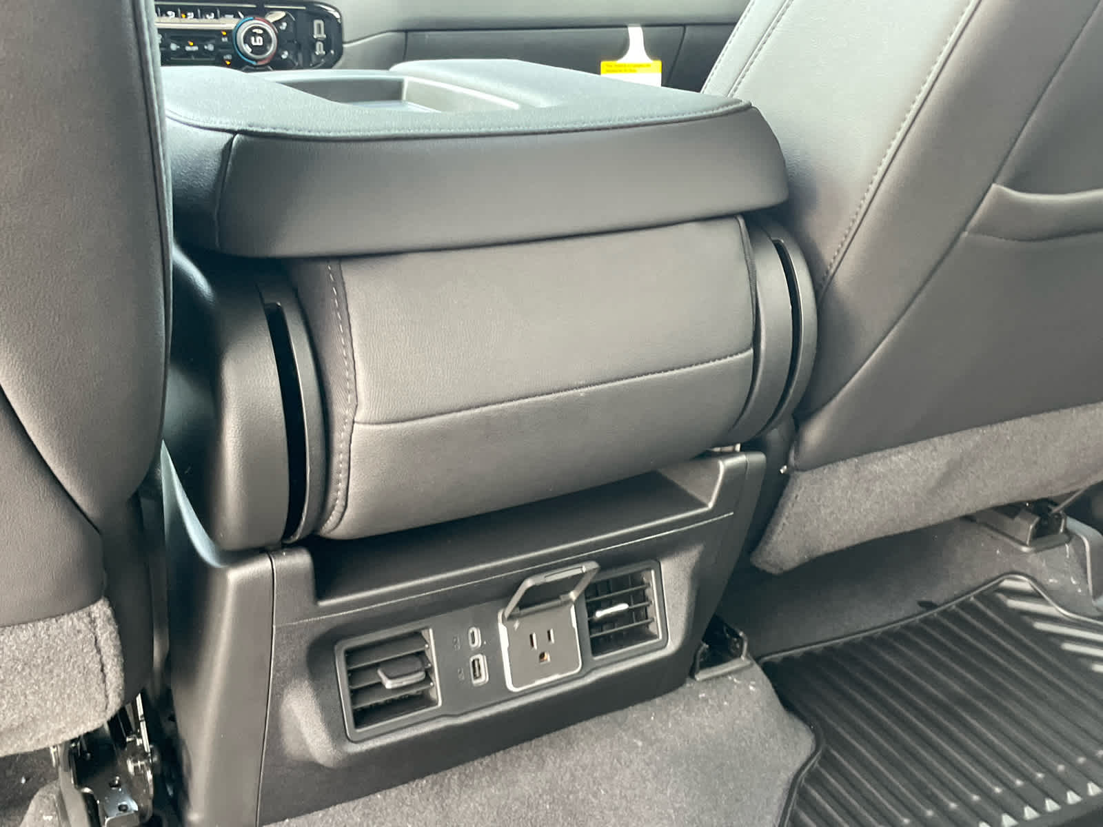 2025 Chevrolet Silverado 3500HD LT photo 21