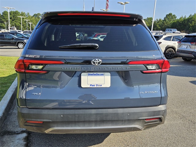 2024 Toyota Grand Highlander Platinum photo 12