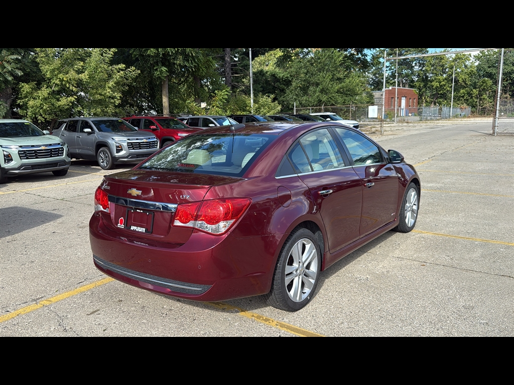 2016 Chevrolet Cruze LTZ photo 4