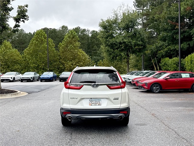 2018 Honda CR-V Touring photo 4