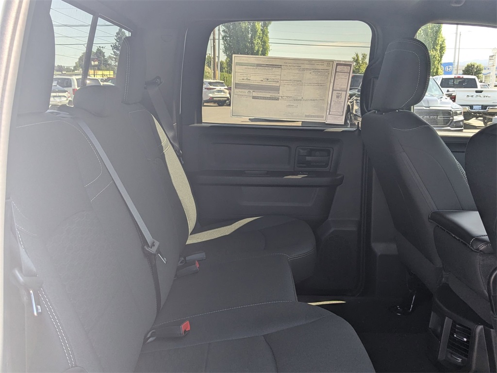 2025 Ram 3500 Tradesman photo 26