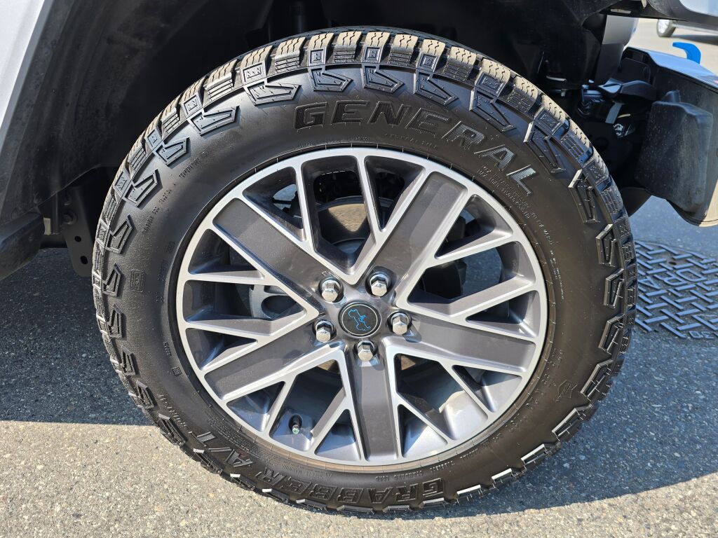 2024 Jeep Wrangler High Altitude 4xe photo 8