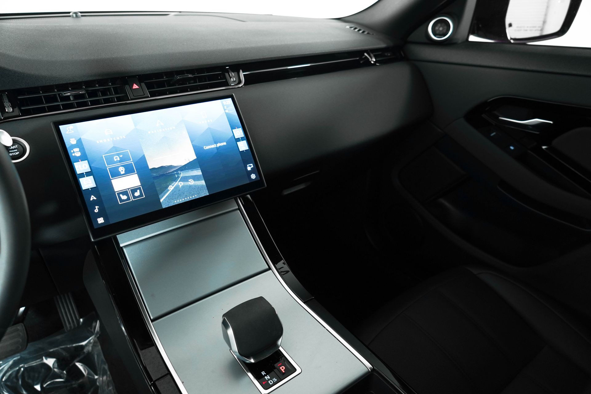2025 Land Rover Range Rover Evoque S photo 25