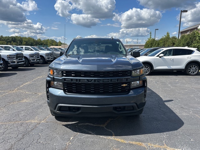 2020 Chevrolet Silverado 1500 Custom photo 3