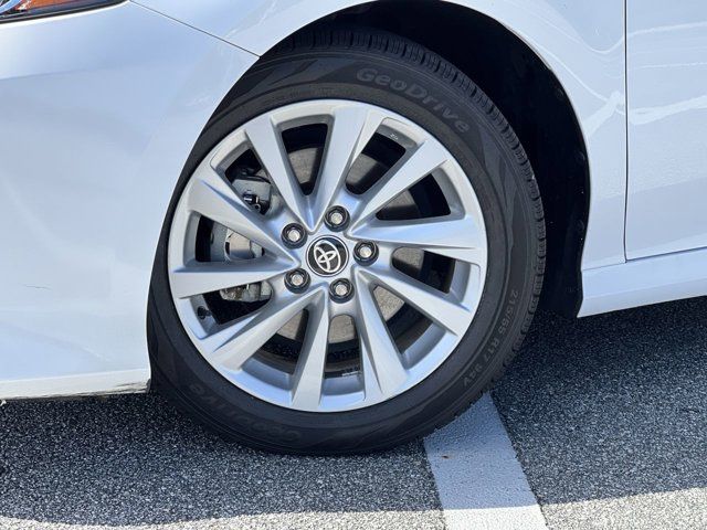 2024 Toyota Camry LE photo 2
