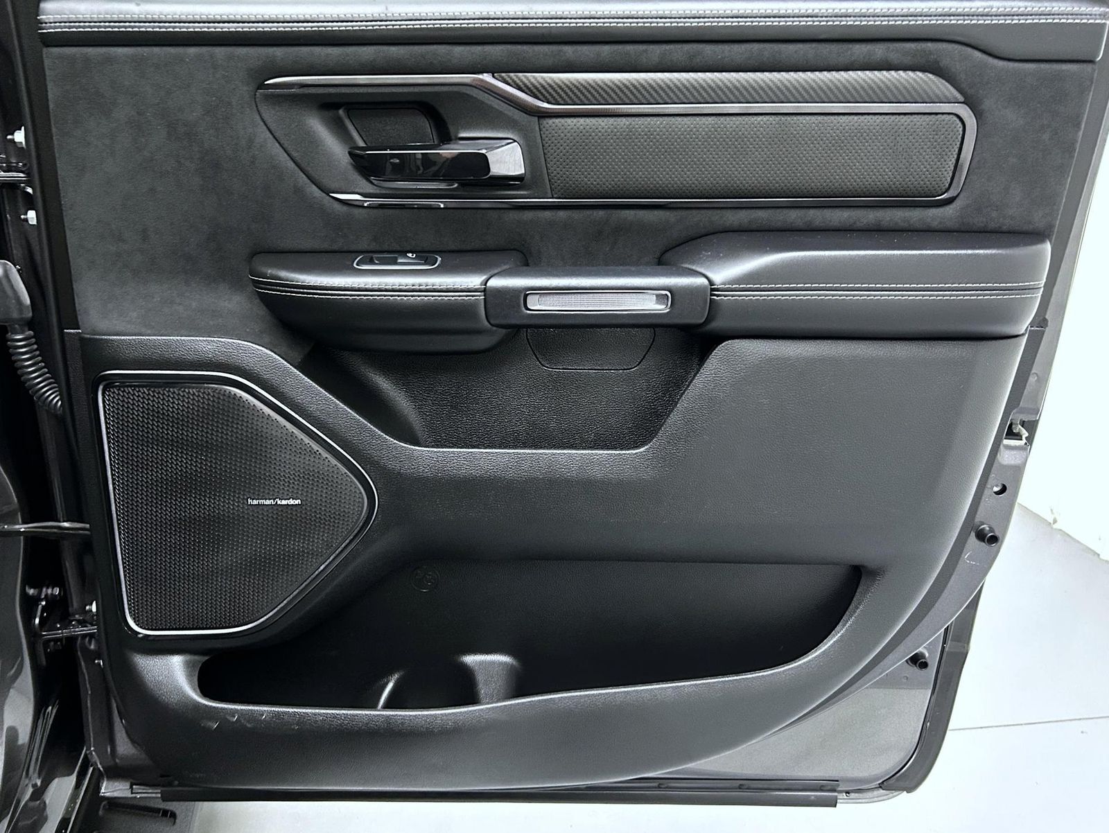 2022 Ram 1500 TRX photo 17