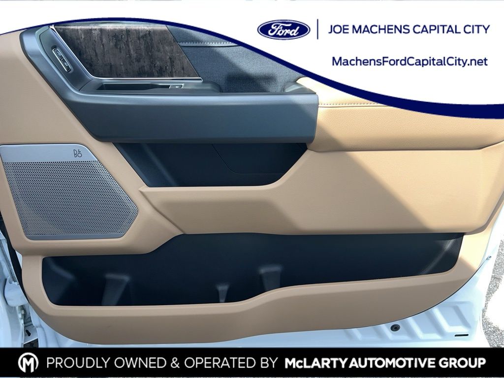 2026 Ford F-350 Lariat photo 13