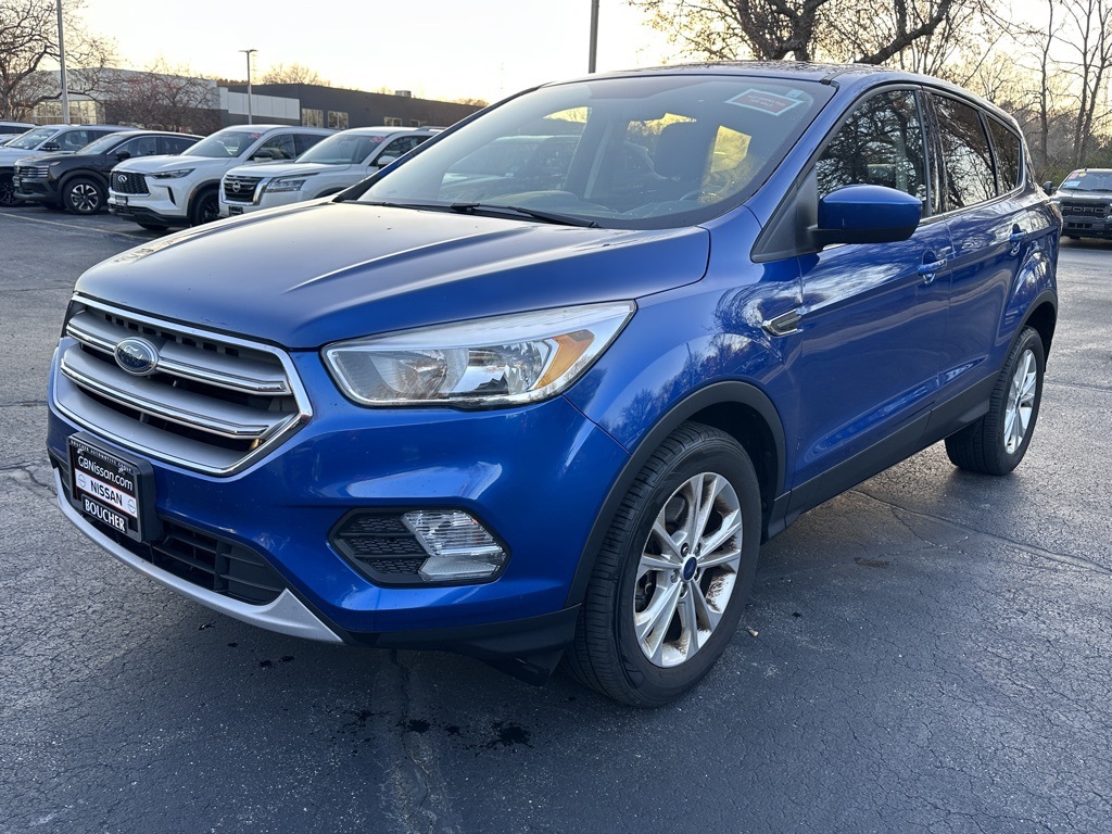 Used 2017 Ford Escape SE with VIN 1FMCU9GD1HUB55641 for sale in Greenfield, WI