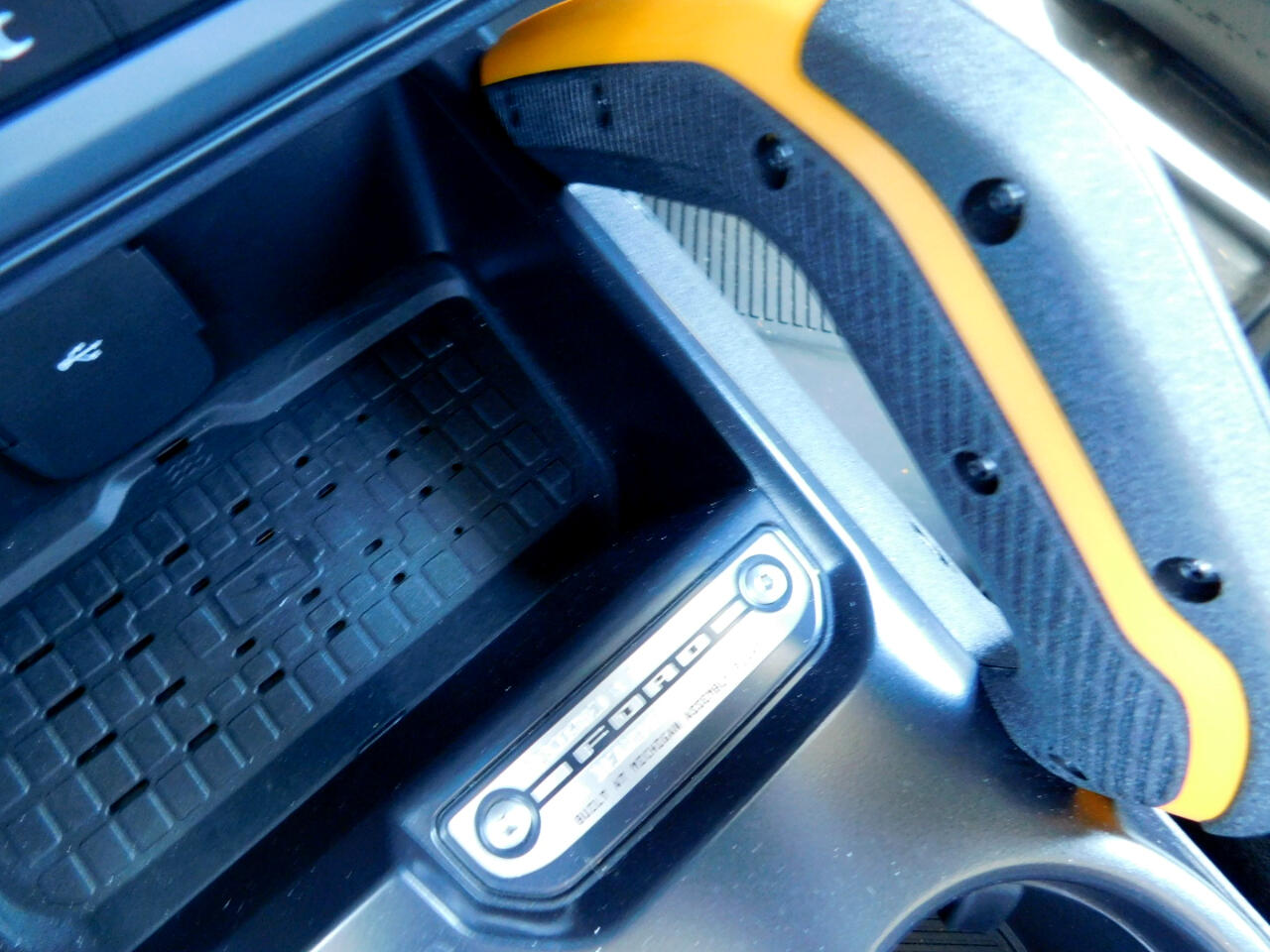 New 2024 Carbonized Gray Metallic Ford Badlands® image 35