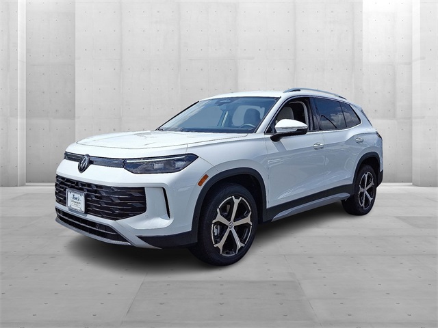 2025 Volkswagen Tiguan SE photo 2