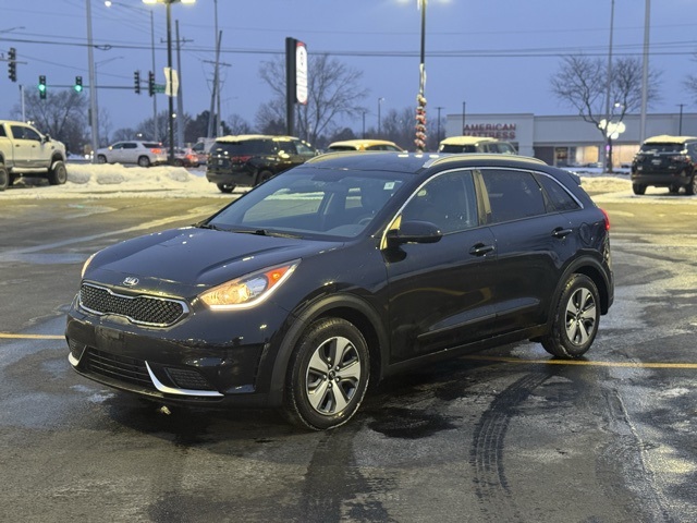 2019 Kia Niro LX's photo