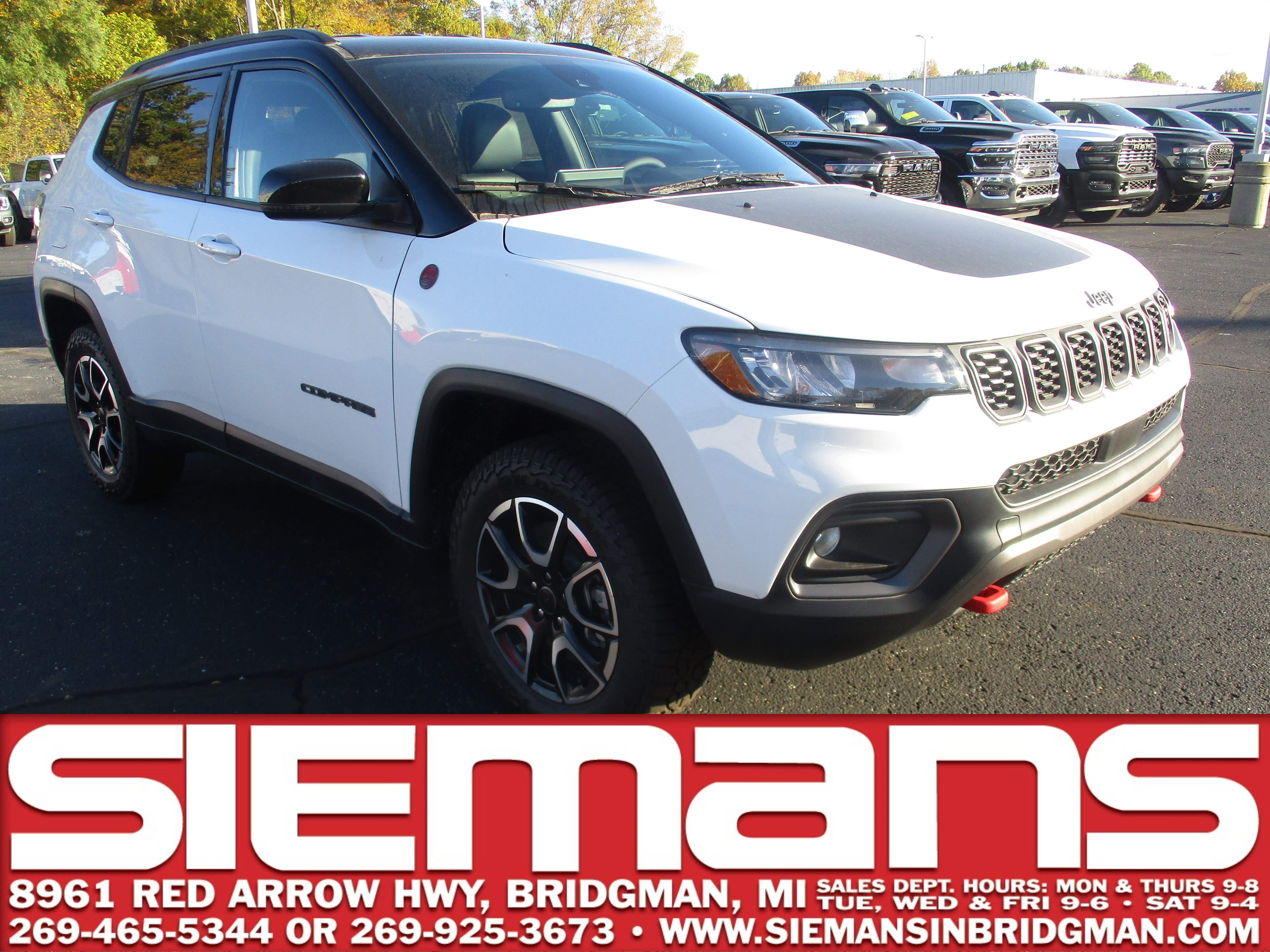2026 Jeep Compass Trailhawk's photo