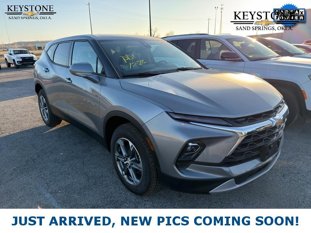 2025 Chevrolet Blazer 2LT's photo