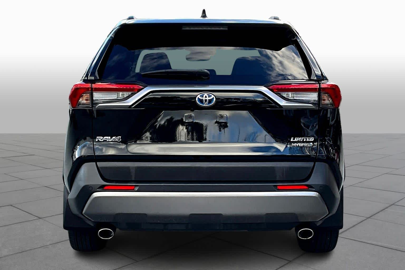 2020 Toyota RAV4 Hybrid Limited photo 4