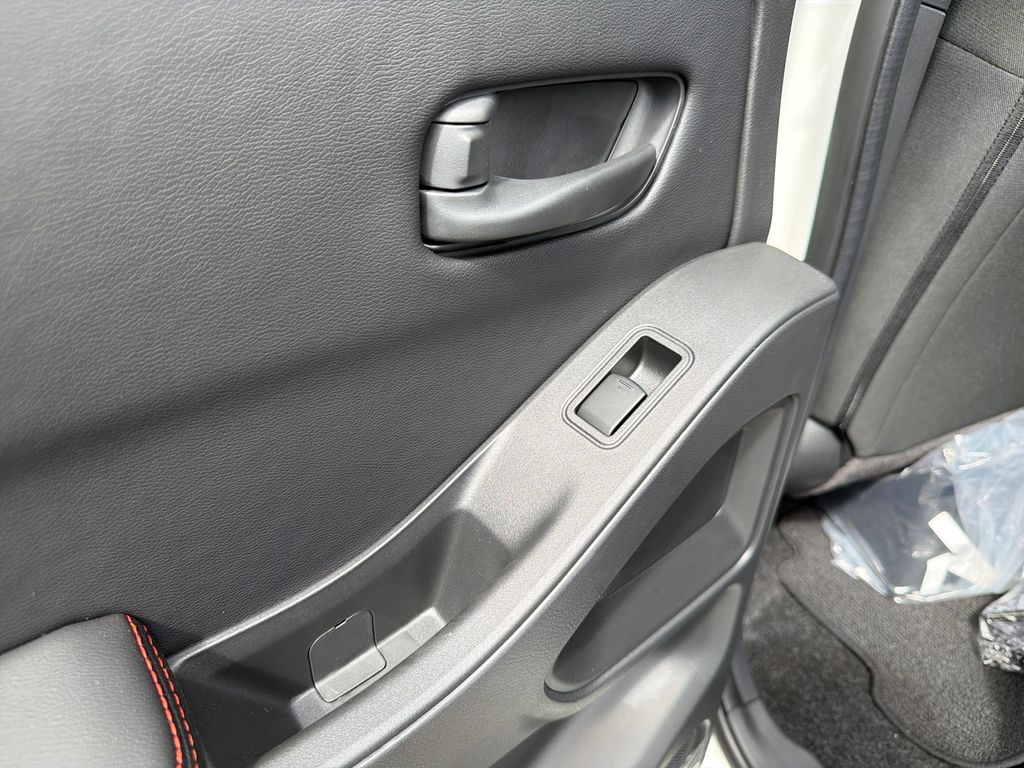 2026 Nissan Frontier PRO-4X photo 15
