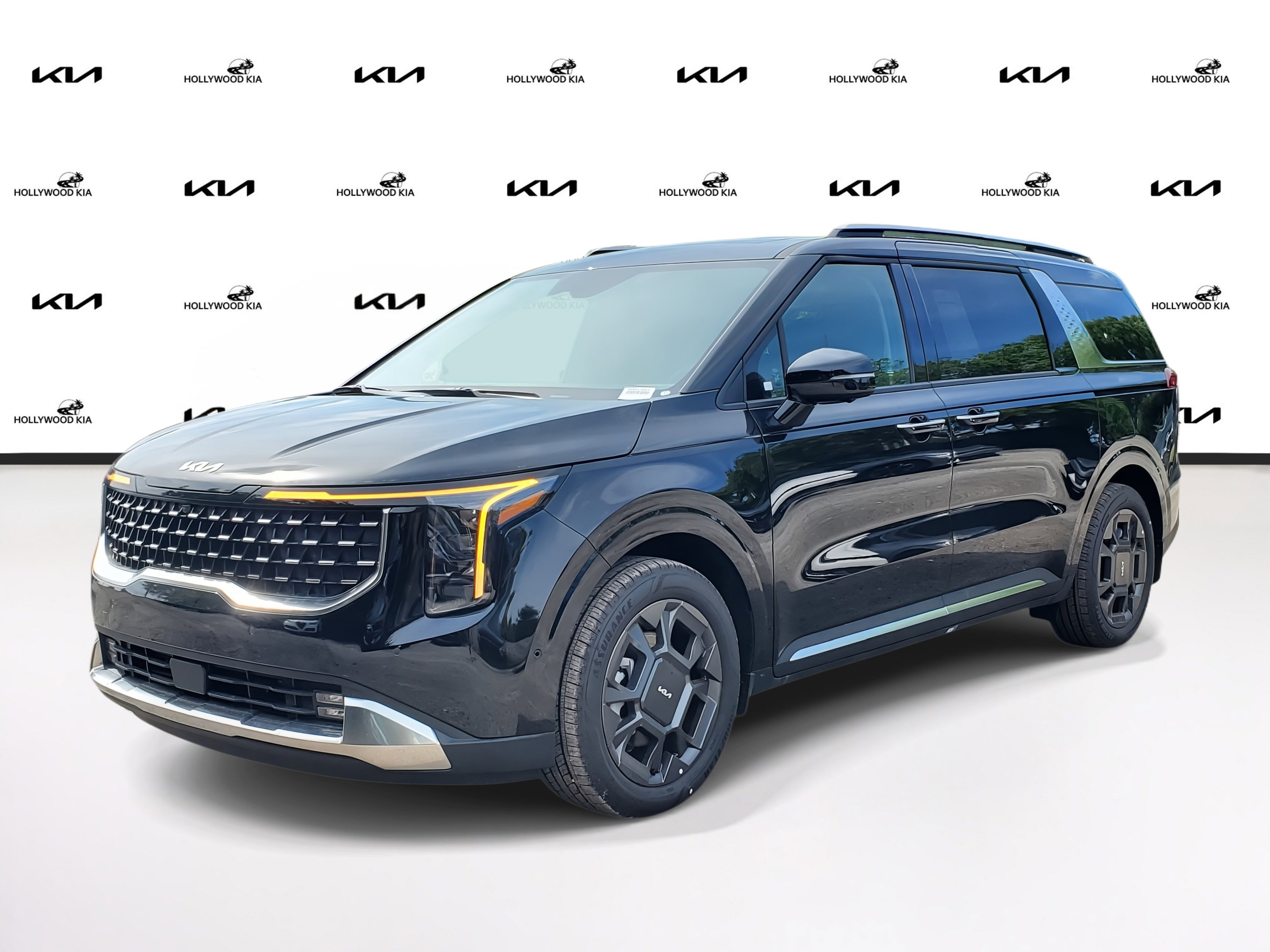 2025 Kia Carnival SX photo 4