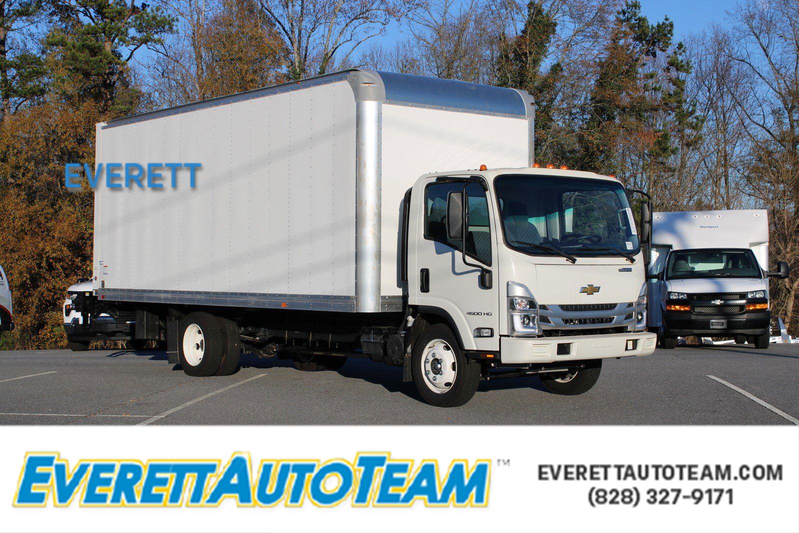 2024 Chevrolet Low Cab Forward Base's photo