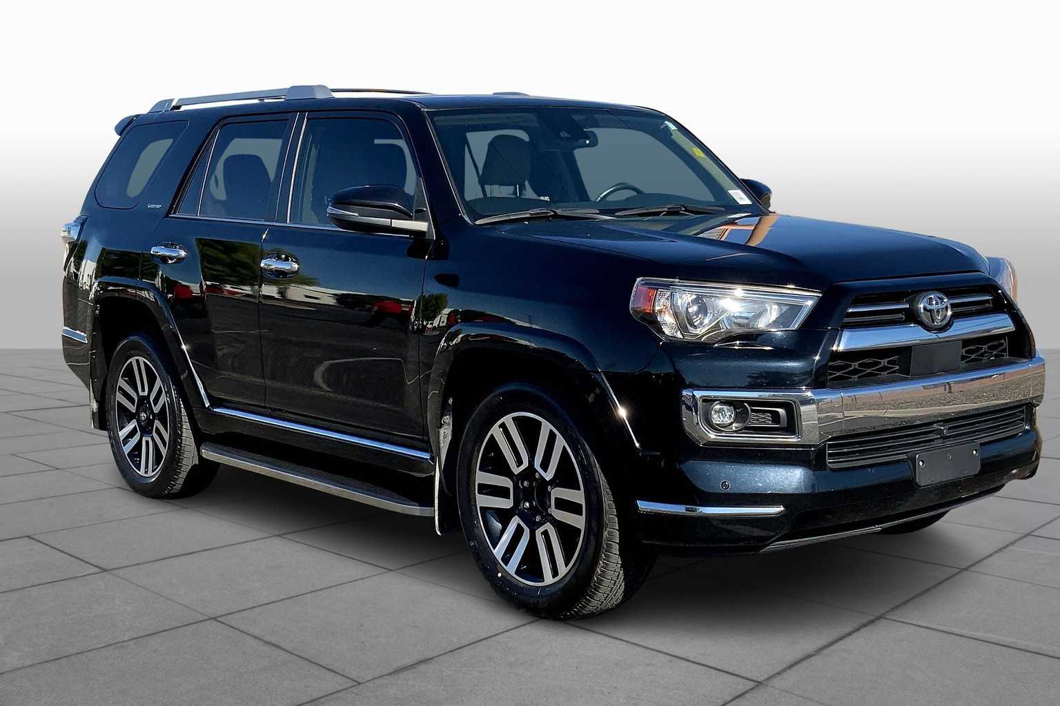 2023 Toyota 4Runner Limited photo 2