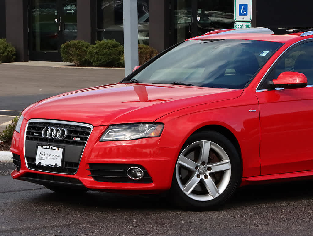 2010 Audi A4 2.0T Prestige photo 2
