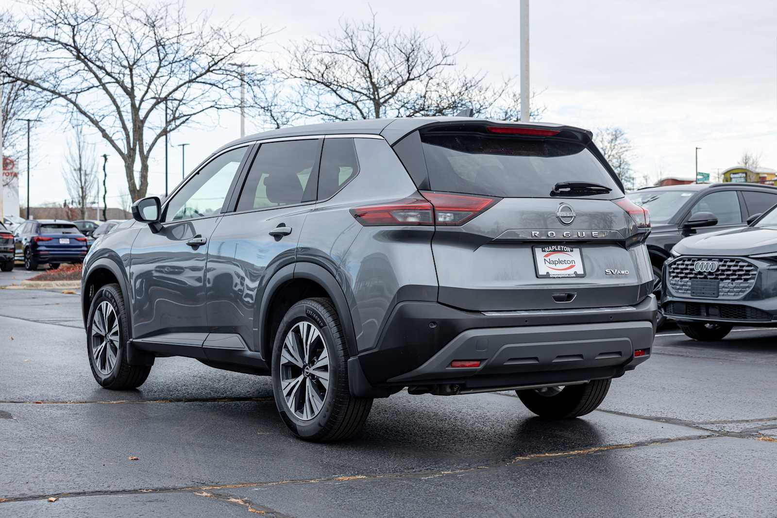 2023 Nissan Rogue SV photo 4