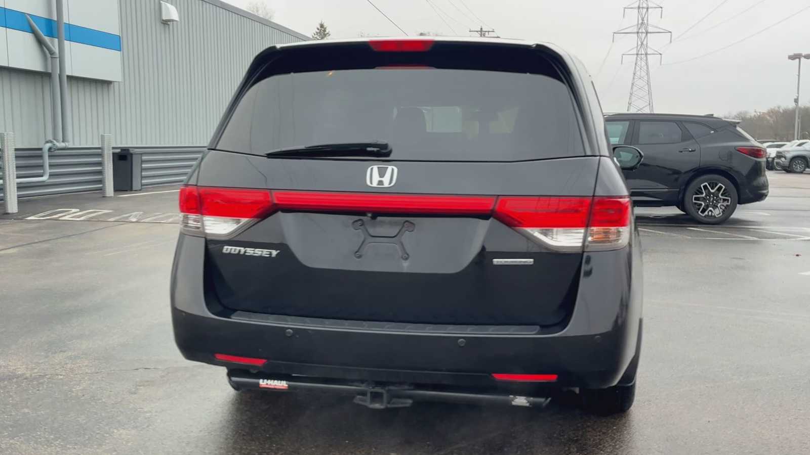2016 Honda Odyssey Touring Elite photo 3