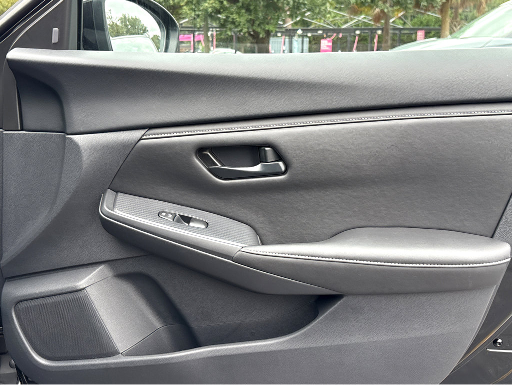 2025 Nissan Sentra S photo 11
