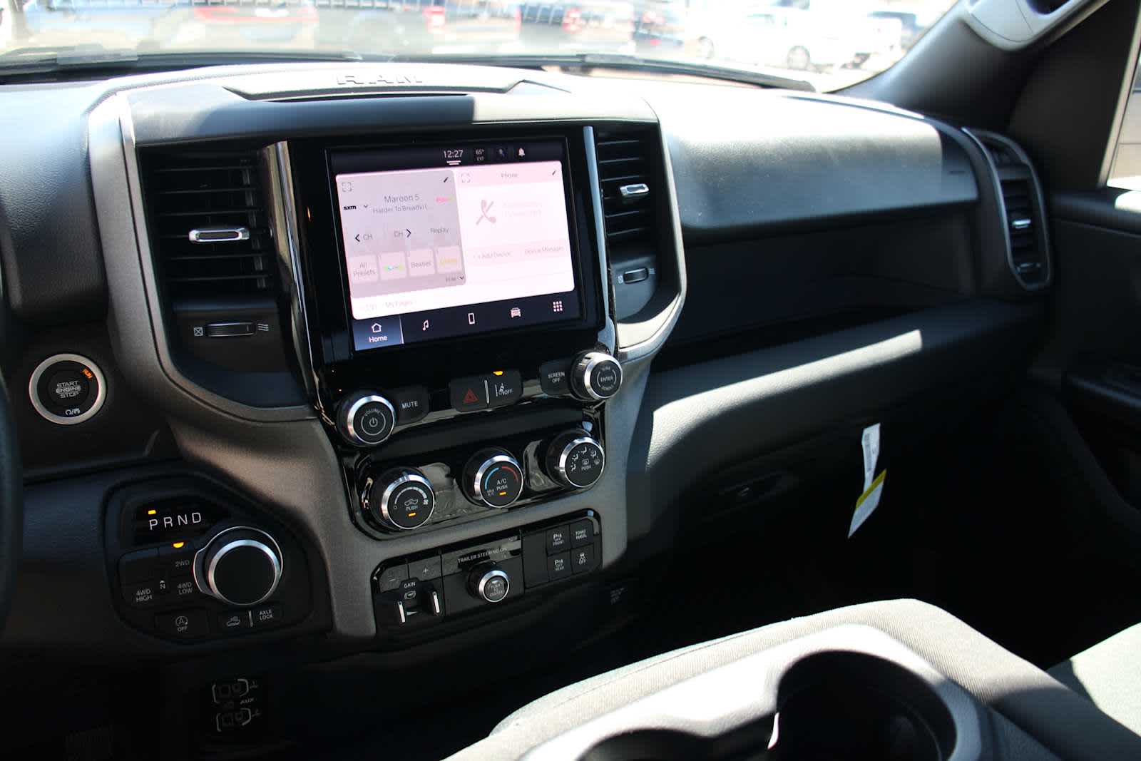 2025 Ram 1500 Tradesman photo 16