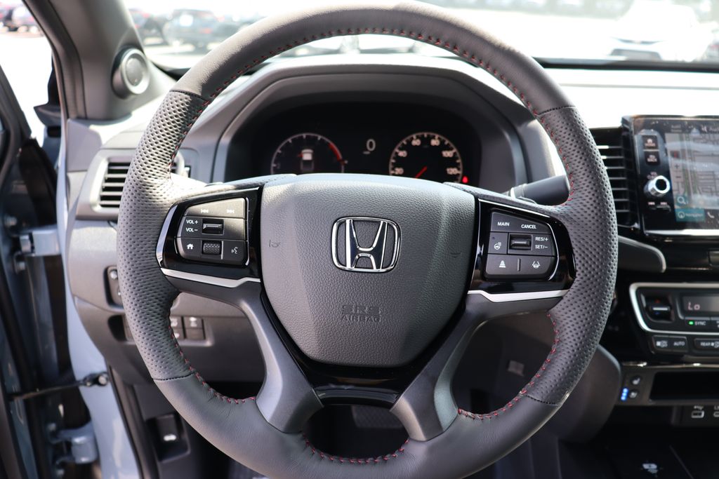 2025 Honda Ridgeline Black Edition photo 27