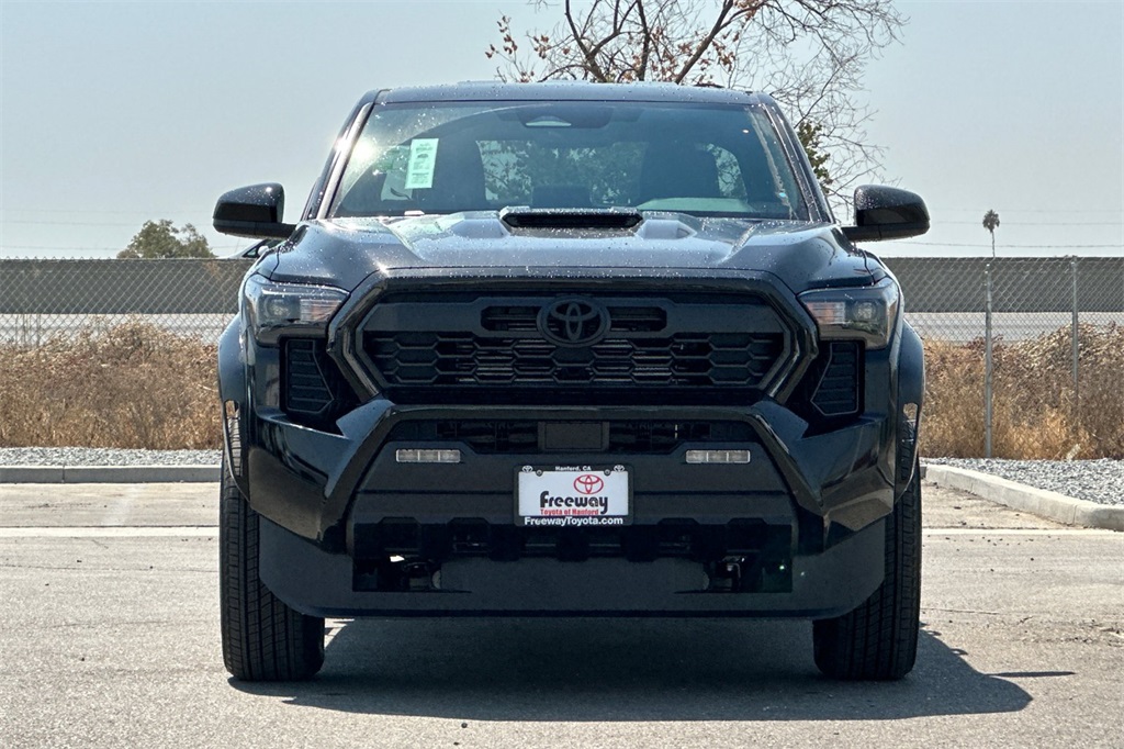 2025 Toyota Tacoma TRD Sport 4x4 Double Cab photo 9