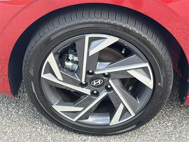 2025 Hyundai Elantra Hybrid Limited photo 11