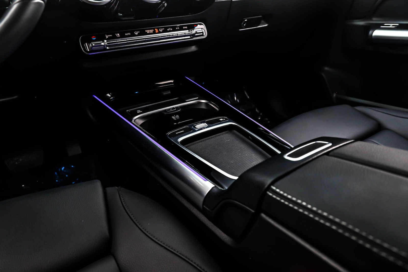 2025 Mercedes Benz GLA 250 photo 6