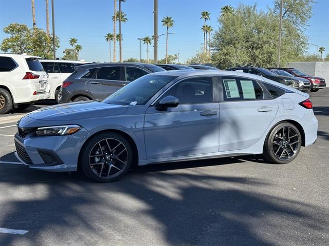 2022 Honda Civic Hatchback Sport Touring photo 5