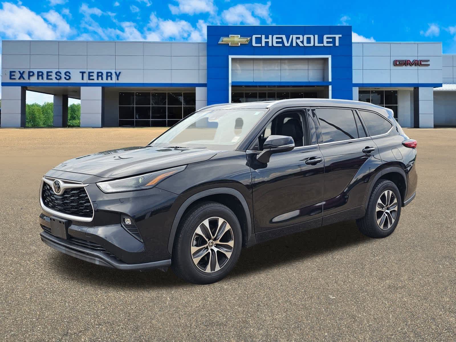 2022 Toyota Highlander XLE photo 7